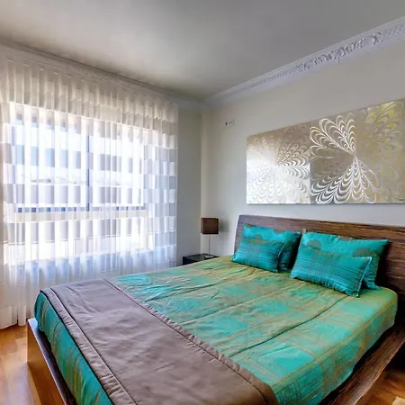 7 Saias - Centro Affittacamere 3*