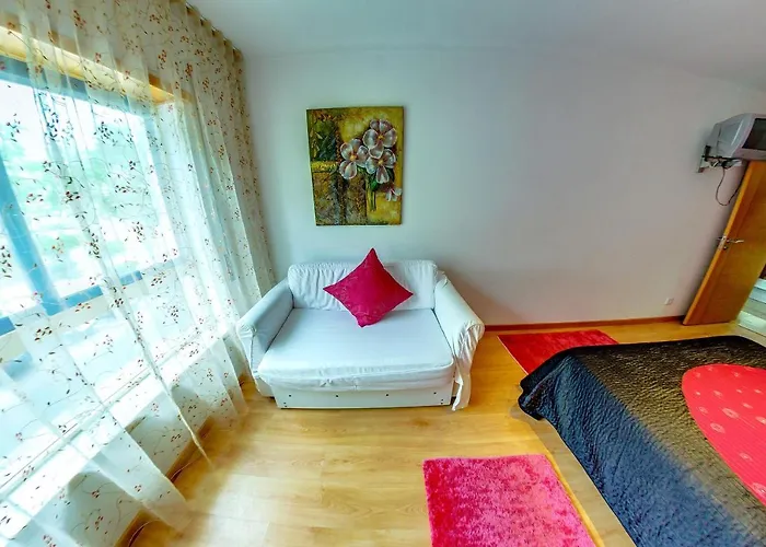 7 Saias - Centro Πανσιόν Ναζαρέ